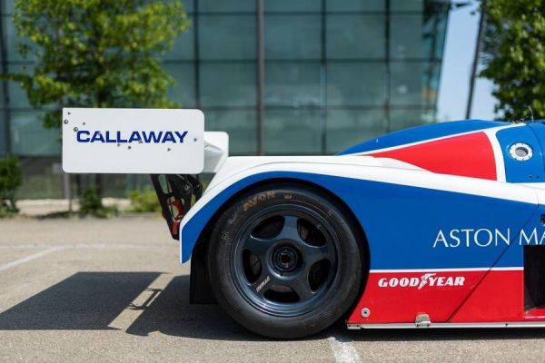 Aston Martin AMR1 1989 60304