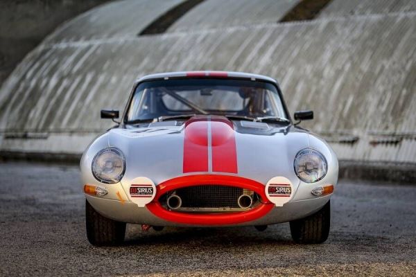 Jaguar E-Type 3.8 1962 126390