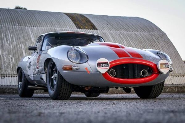 Jaguar E-Type 3.8 1962 126397