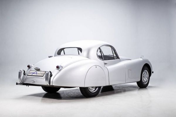 Jaguar XK 120 FHC 1952 41409