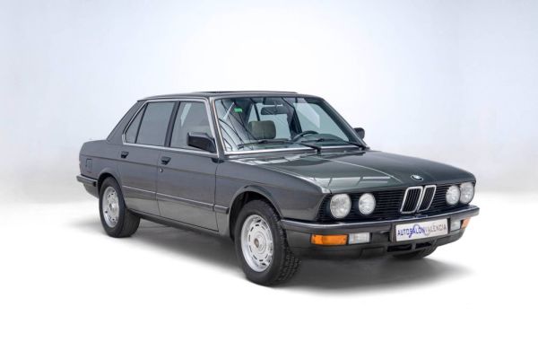 BMW 528i 1986 119416