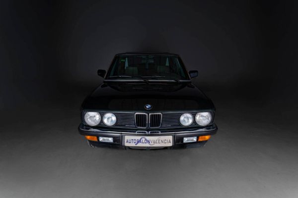 BMW 528i 1986 119423