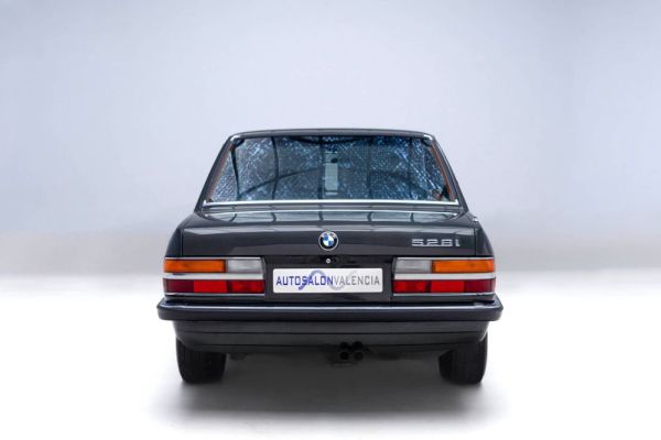 BMW 528i 1986 119427