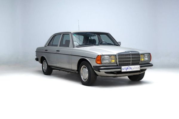 Mercedes-Benz 300 d 1985 128127