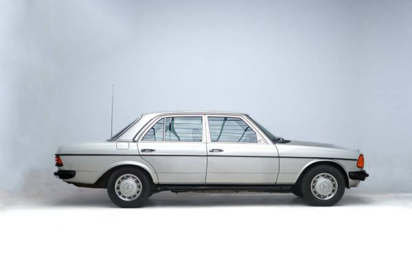 Mercedes-Benz 300 d 1985 128128