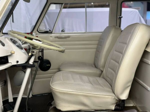 Volkswagen T1 Samba 1966 41105