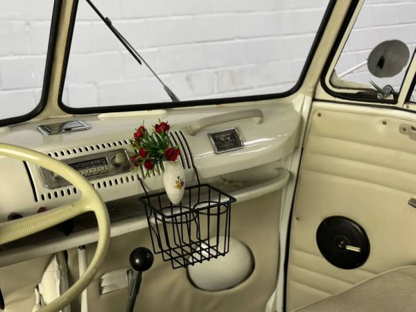 Volkswagen T1 Samba 1966 41108