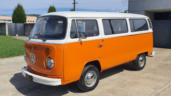 Volkswagen T2b Kombi 1973 101839