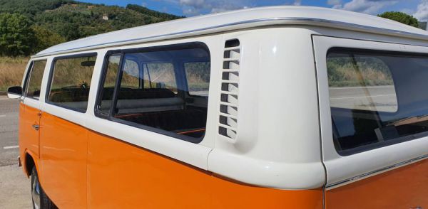 Volkswagen T2b Kombi 1973 101842