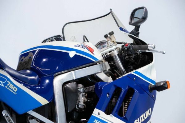 Suzuki GSX-R 750 1989 110265