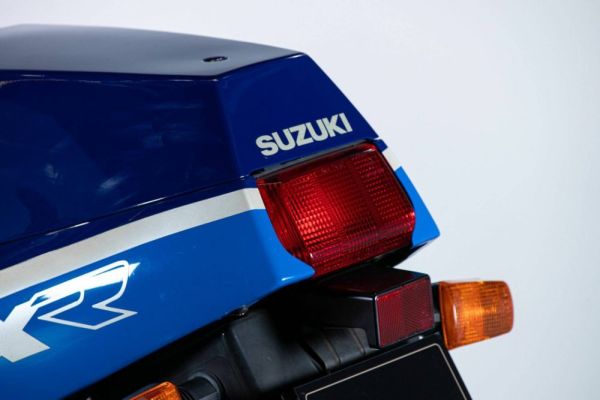 Suzuki GSX-R 750 1989 110271