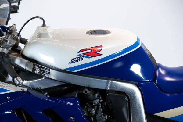 Suzuki GSX-R 750 1989 110273