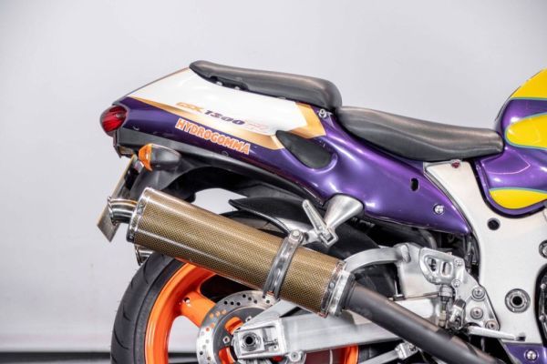 Suzuki GSX Hayabusa 1300 2001 110280