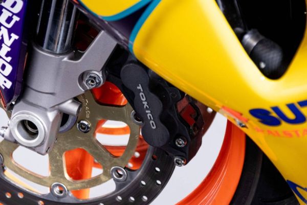 Suzuki GSX Hayabusa 1300 2001 110282