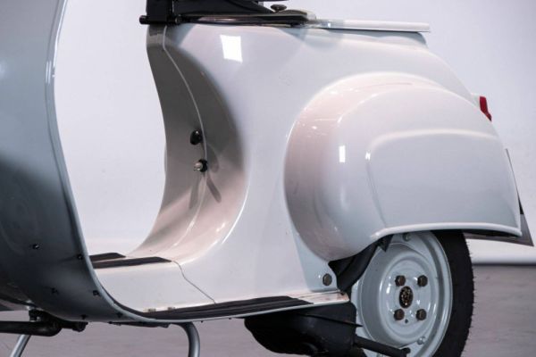 Piaggio Vespa 50 N 1964 110291