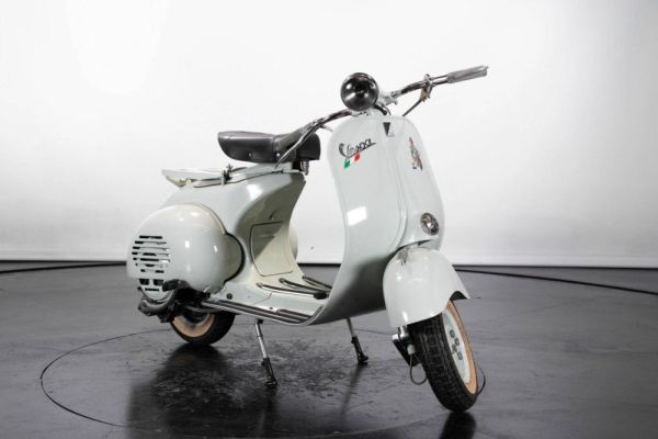 Piaggio Vespa 150 1956 110318