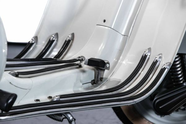 Piaggio Vespa 150 1956 110322