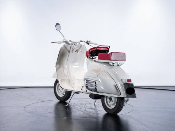 Piaggio Vespa 125 1955 110333