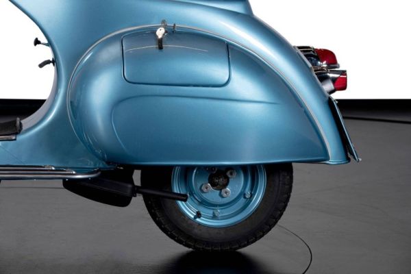 Piaggio Vespa 150 1962 110373