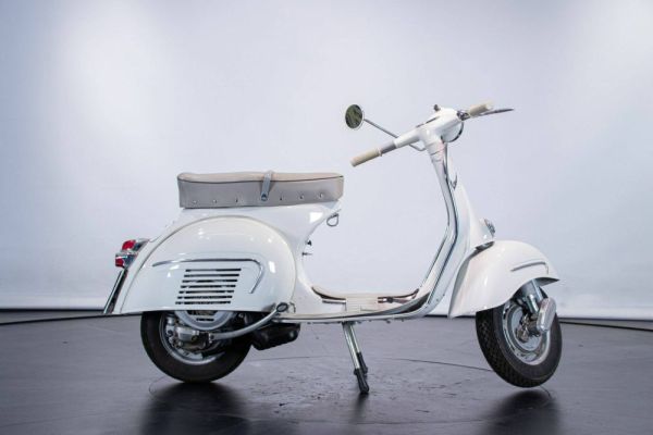 Piaggio Vespa 160 GS 1962 110381