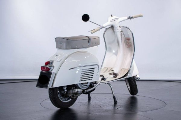 Piaggio Vespa 160 GS 1962 110382