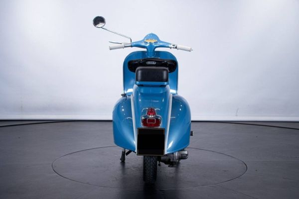 Piaggio Vespa 150 1961 110395