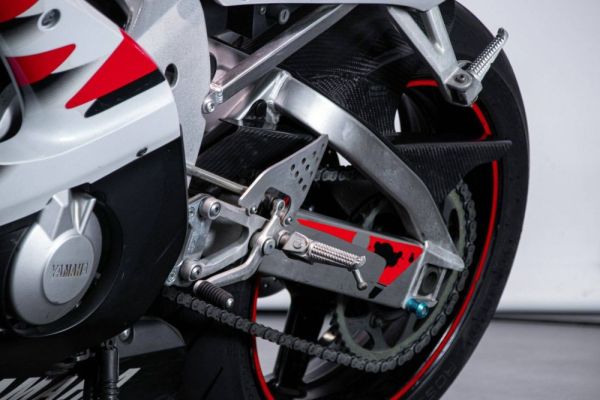 Yamaha YZF 600 R6 2000 112759