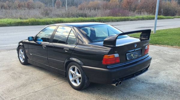 BMW 318is "Class II" 1994 124759
