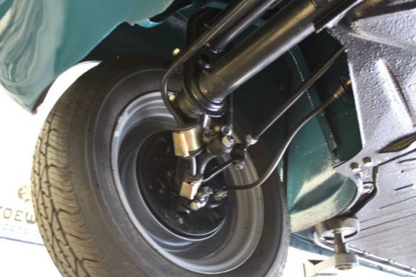 Volkswagen Karmann Ghia 1200 1965 40227