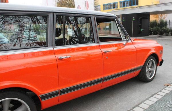 Chevrolet Suburban 1970 131129