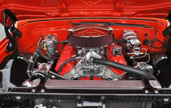 Chevrolet Suburban 1970 131134