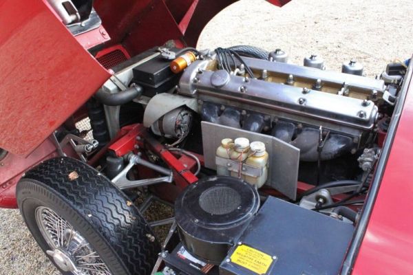 Jaguar E-Type 4.2 1966 131662