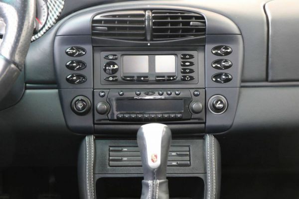 Porsche 911 Carrera 2000 903