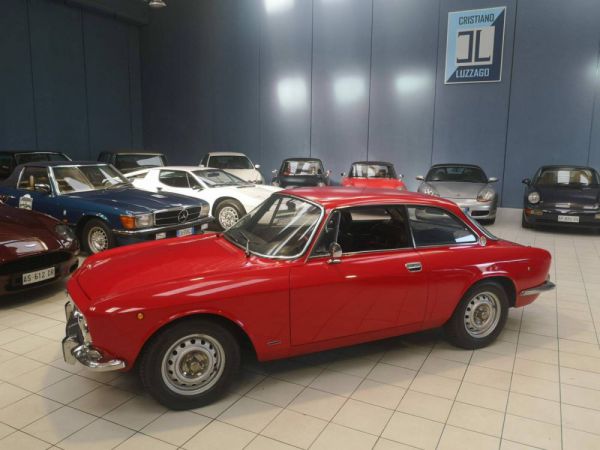 Alfa Romeo 1750 GT Veloce 1970 5636