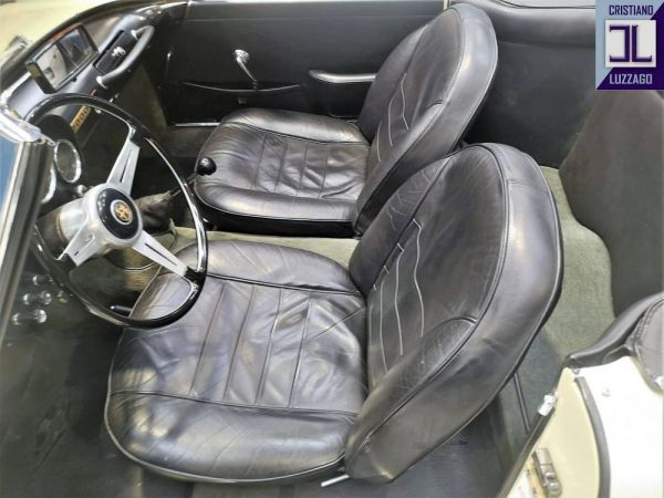 Alfa Romeo 2000 Spider 1961 5857
