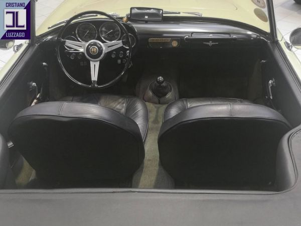 Alfa Romeo 2000 Spider 1961 5859
