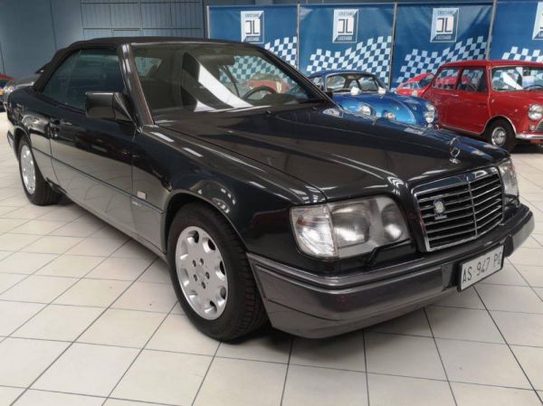Mercedes-Benz 300 CE-24 1992 6018