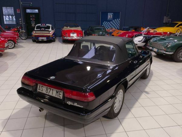 Alfa Romeo 2.0 Spider 1993 127000