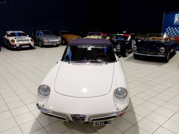 Alfa Romeo 1750 Spider Veloce 1967 127003