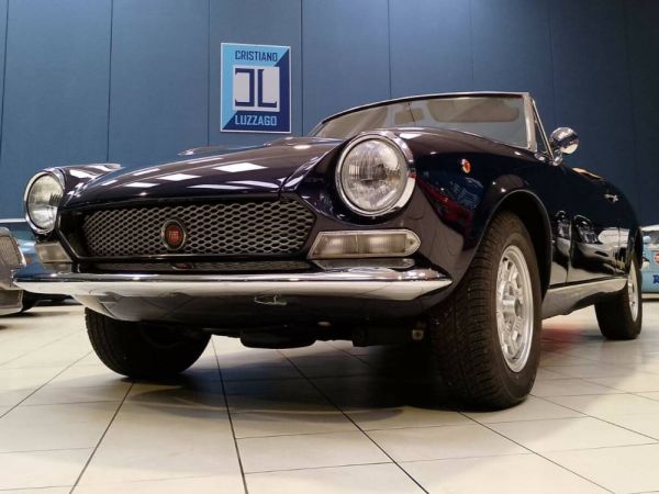 Fiat 124 Spider CS1 1973 128617