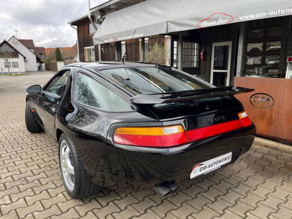 Porsche 928 GTS 1993 39312