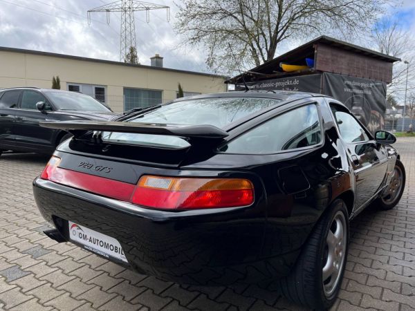 Porsche 928 GTS 1993 39313
