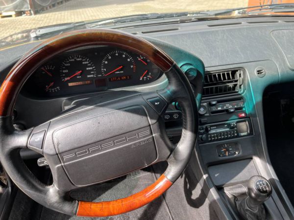 Porsche 928 GTS 1993 39320