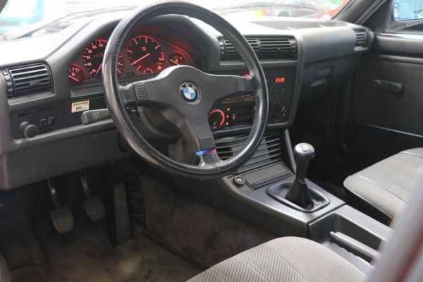 BMW 325e 1987 73330