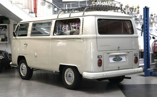 Volkswagen T2a Westfalia 1968 126041
