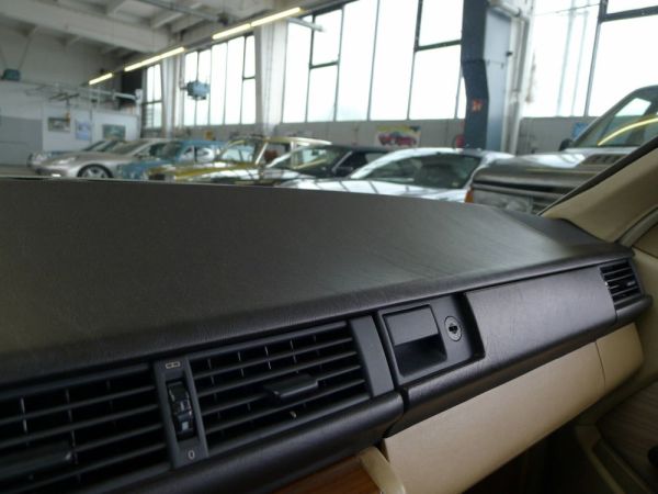 Mercedes-Benz 300 CE 1988 116629