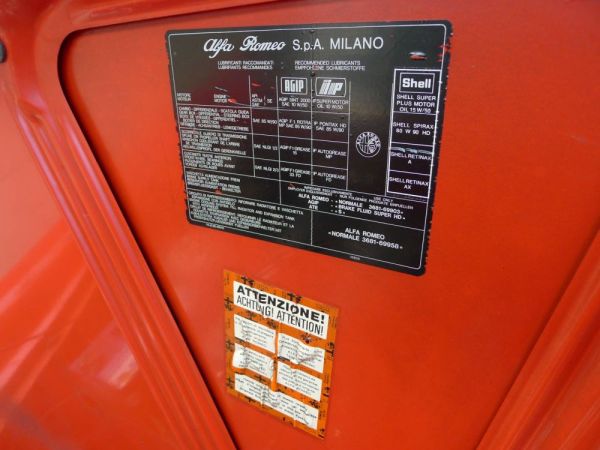 Alfa Romeo Spider Veloce 2000 1982 122594