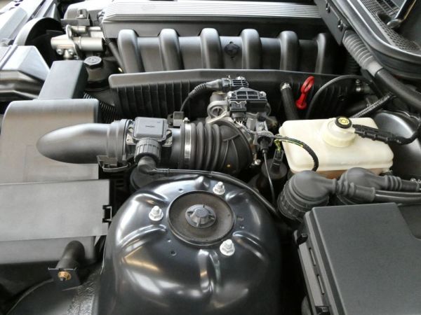 BMW 320i 1997 129901