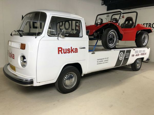 Volkswagen T2b pickup 1979 87838