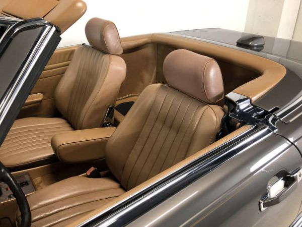 Mercedes-Benz 560 SL 1987 102814